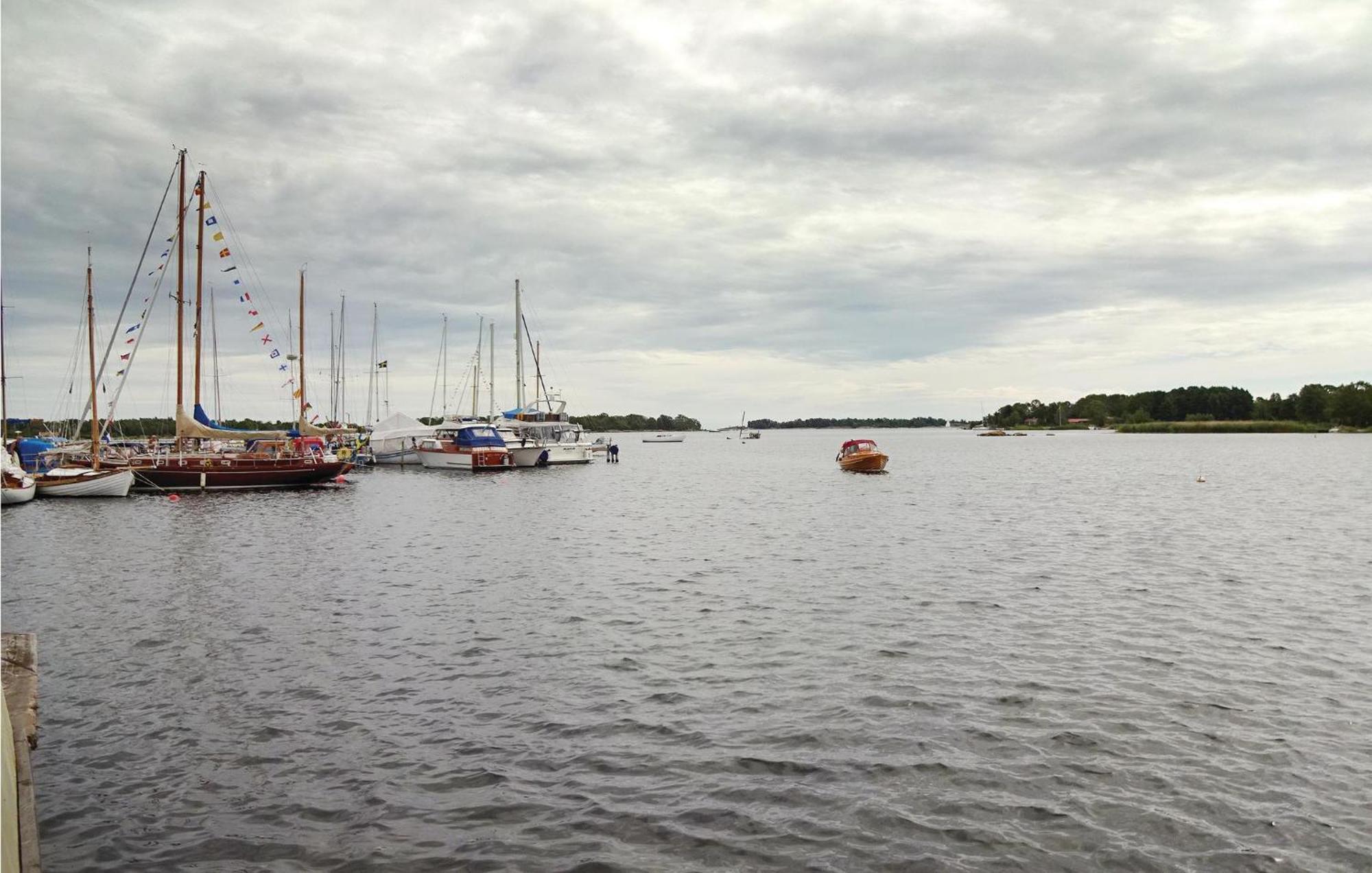 Gorgeous Home In Ronneby With House Sea View מראה חיצוני תמונה